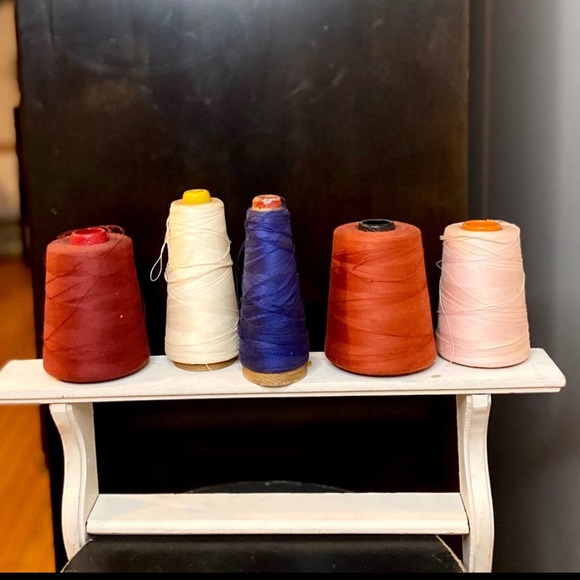 Vintage Large Spools of Thread, Set of 6 - Picture 2 of 13